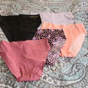 Victoria Secret set of 5 panties